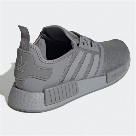 Graue adidas Herrenschuhe online shoppen 